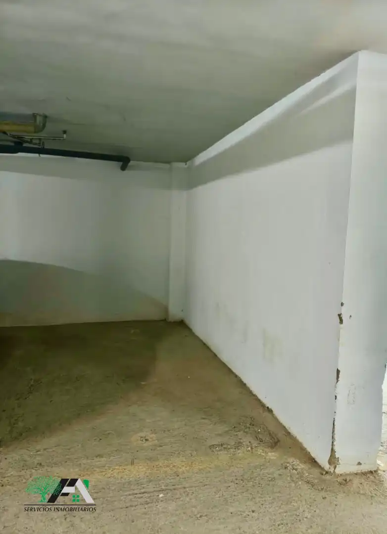 Einzelparkplatz zur Miete in Calle Enrique Moreno, imagen 3