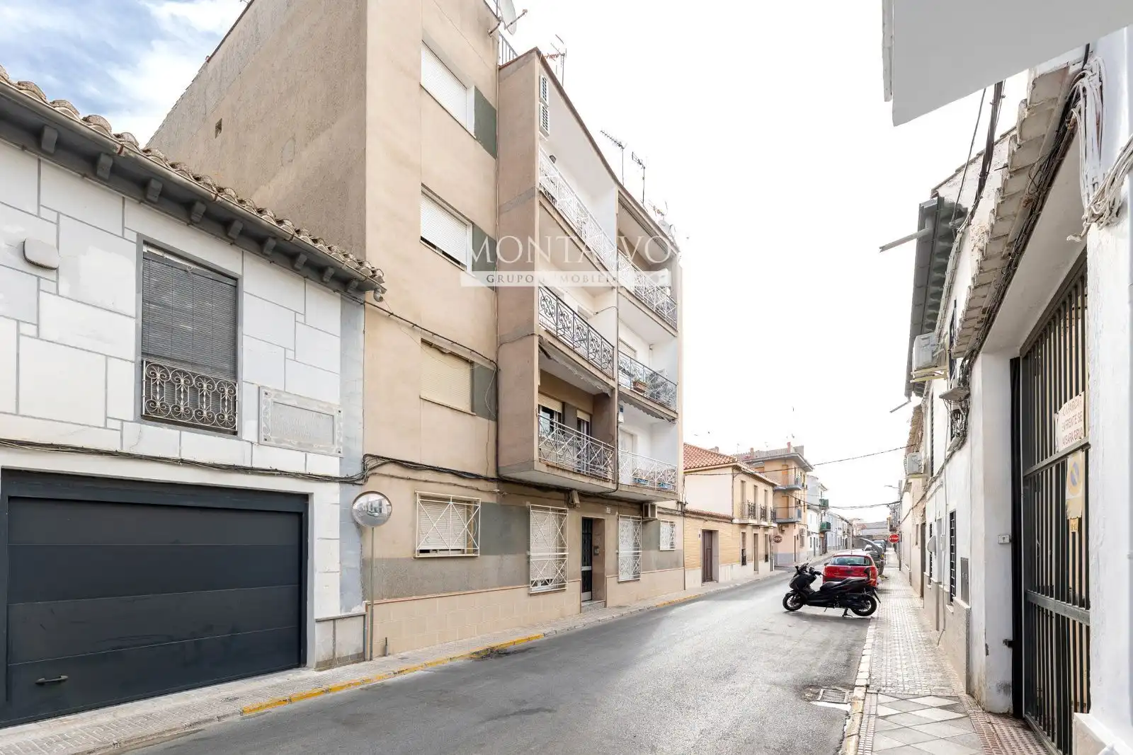 Vista exterior de Piso en venta en Atarfe con Aire acondicionado, Calefacción y Terraza