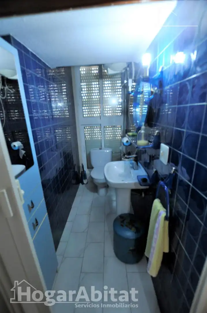 Baño de Piso en venta en Valencia con Aire acondicionado, Calefacción y Balcón