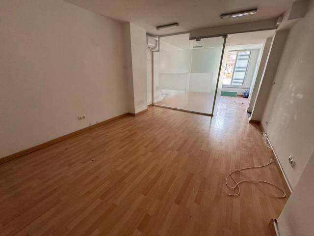 Local comercial en Alquiler en De La Unitat en Montcada Centre - La Ribera