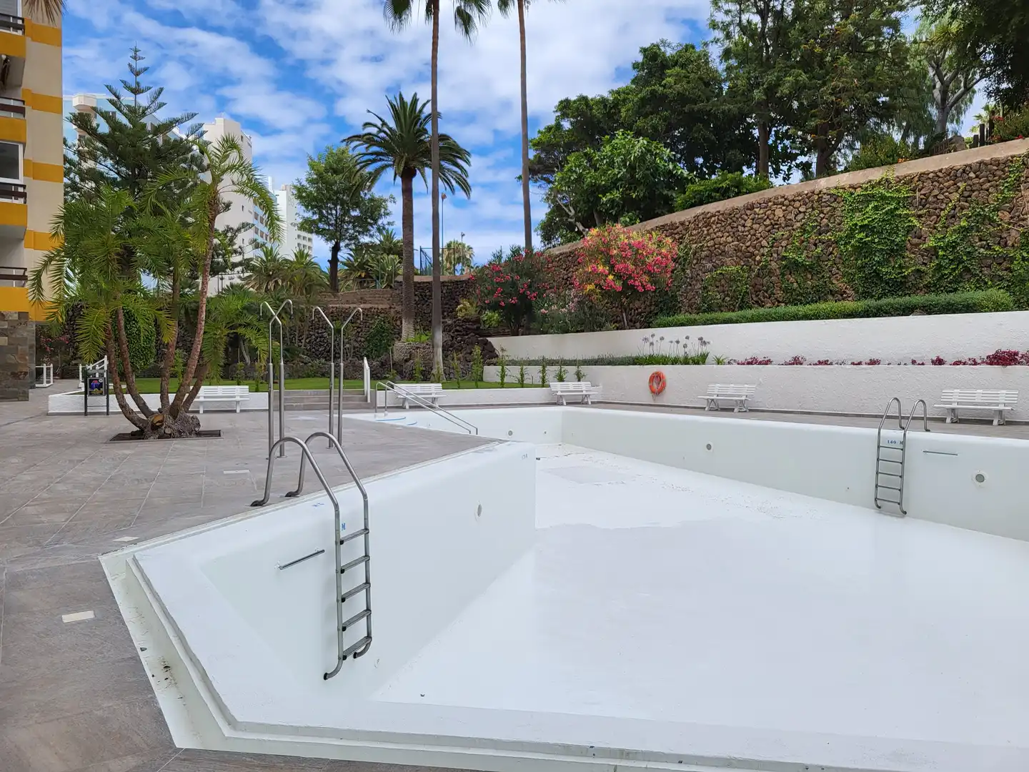 Piscina de Apartamento en venta en Puerto de la Cruz con Piscina, Amueblado y Balcón