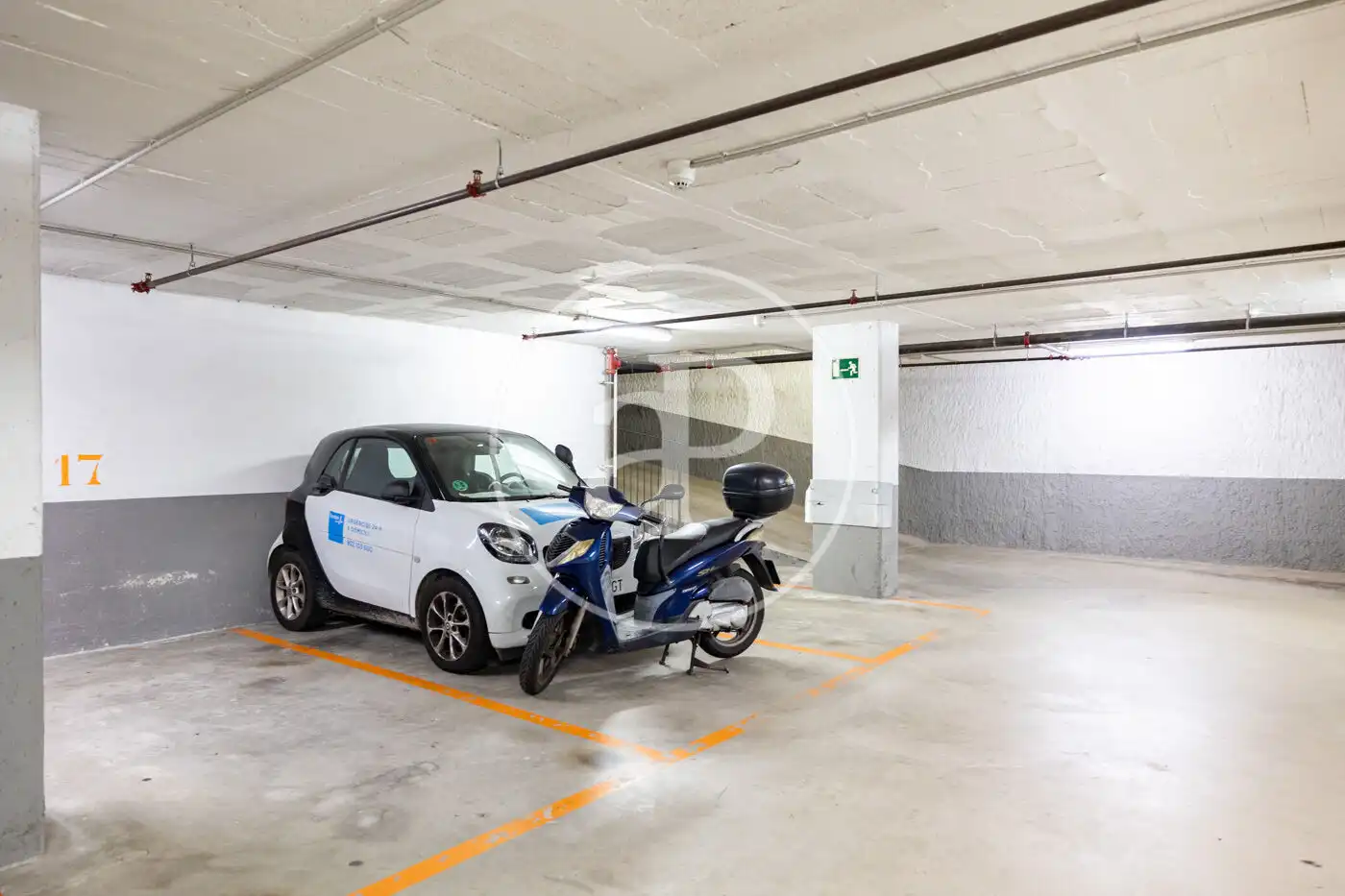 Parking de Piso en venta en Les Corts