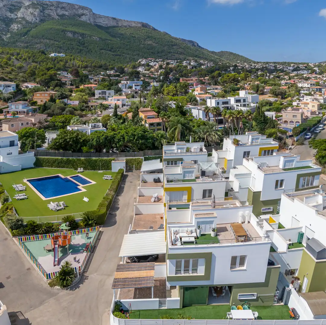 Casa aparellada amb piscina en venda a El Montgó, imagen 72