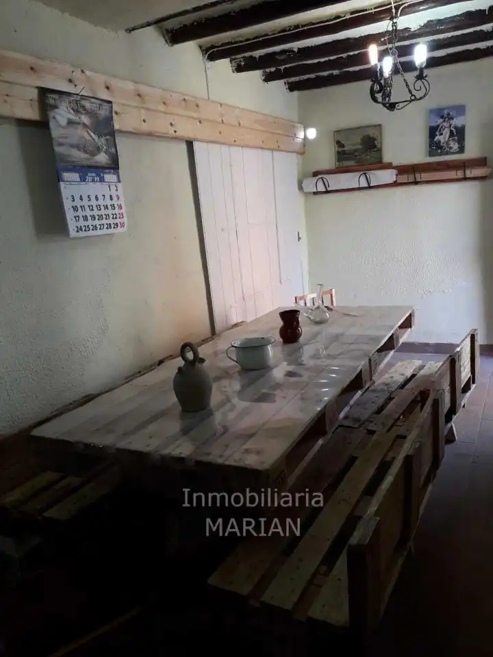 Comedor de Finca rústica en venta en Fuentelcésped