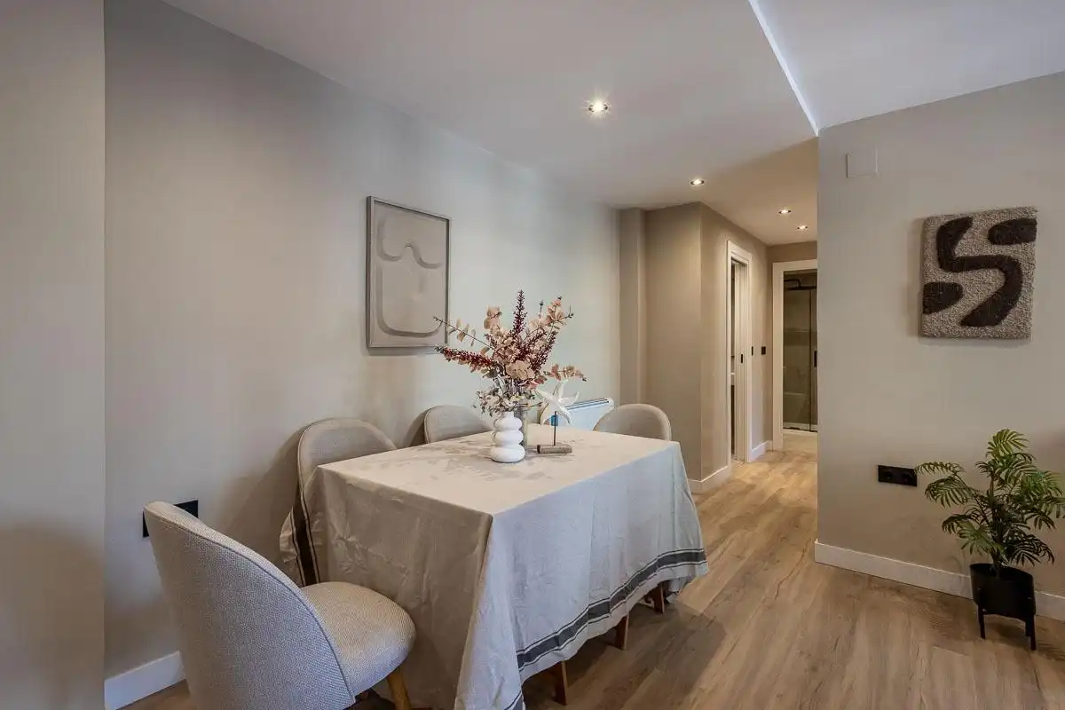 Piso con terraza en venta en Calle Almuñécar, imagen 12
