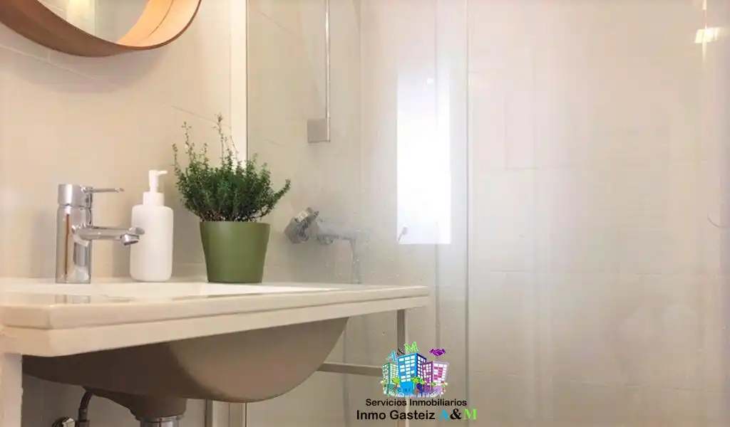 Baño de Piso de alquiler en Ensanche