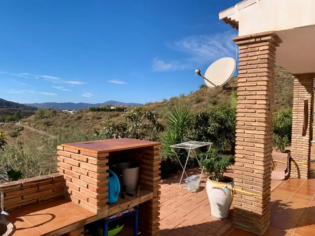 Terrassa de Casa o xalet en venda en Viñuela amb Aire condicionat, Jardí privat i Terrassa