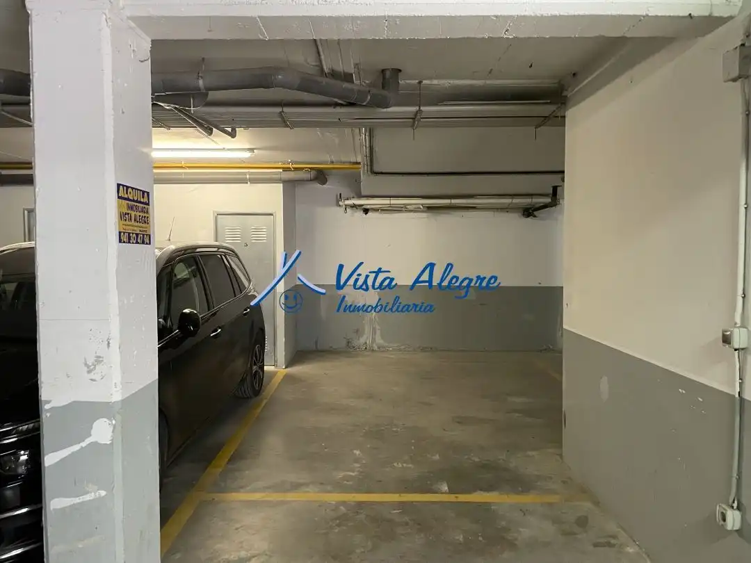 Garaje de alquiler en Calle Cenicero, Haro