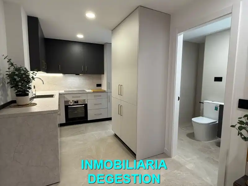 Cocina de Piso de alquiler en Linares con Aire acondicionado, Calefacción y Amueblado