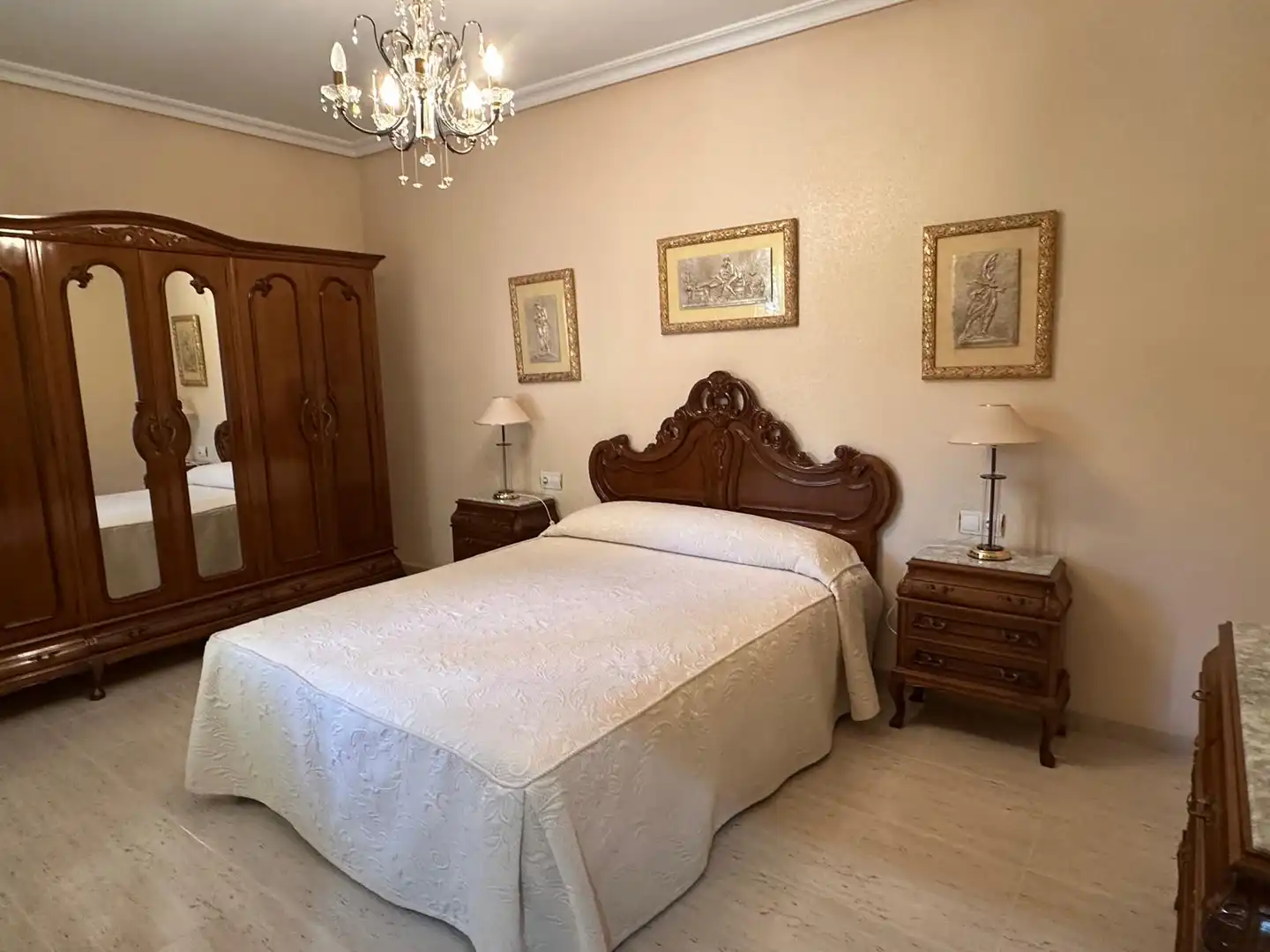 Habitación de Casa o chalet en venta en Mutxamel con Aire acondicionado, Calefacción y Jardín privado