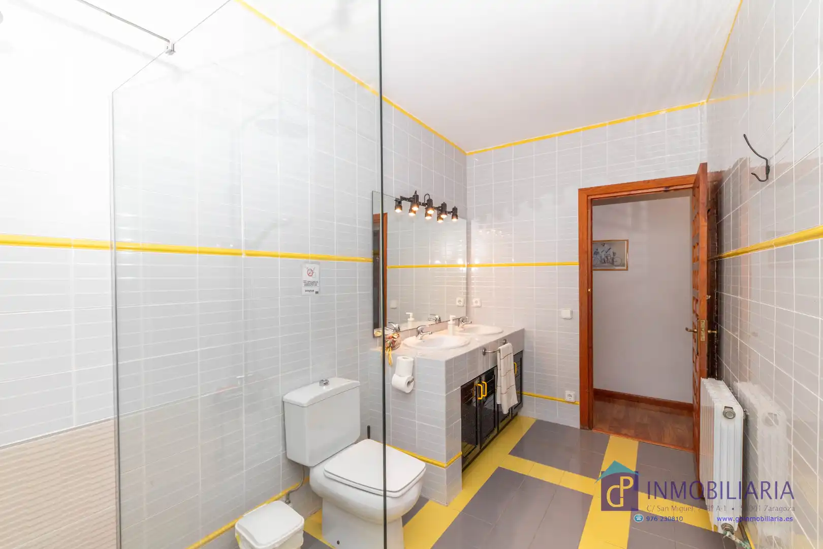 Baño de Casa o chalet en venta en Quinto con Aire acondicionado, Calefacción y Jardín privado