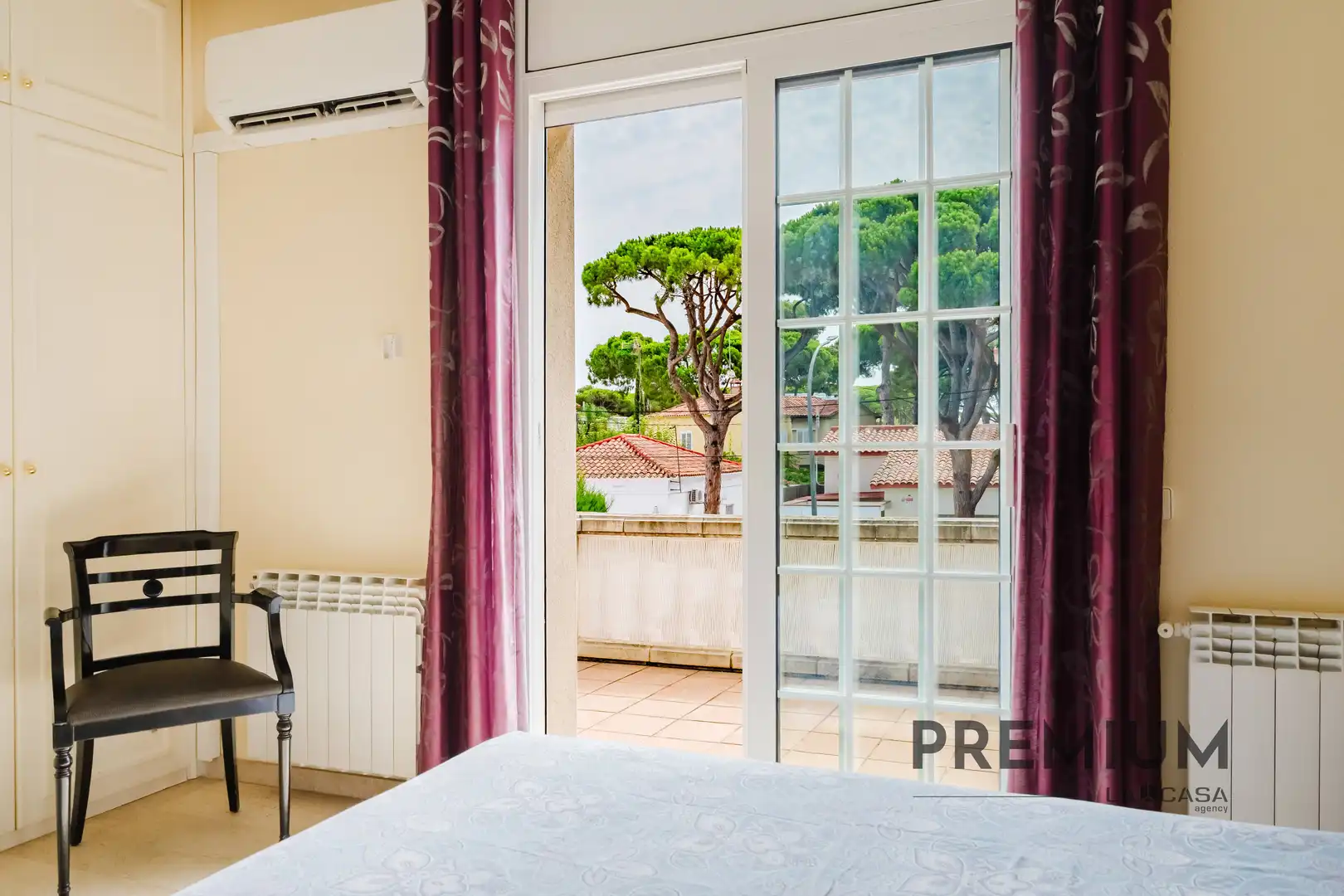 Dormitori de Casa o xalet en venda en Castelldefels amb Piscina