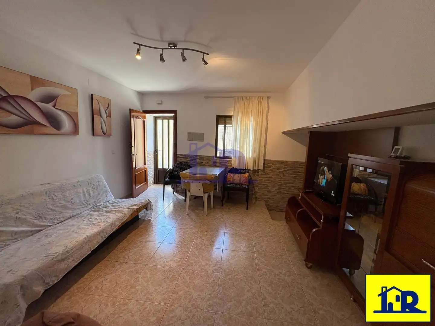 Sala d'estar de Casa o xalet en venda en Mariana amb Calefacció