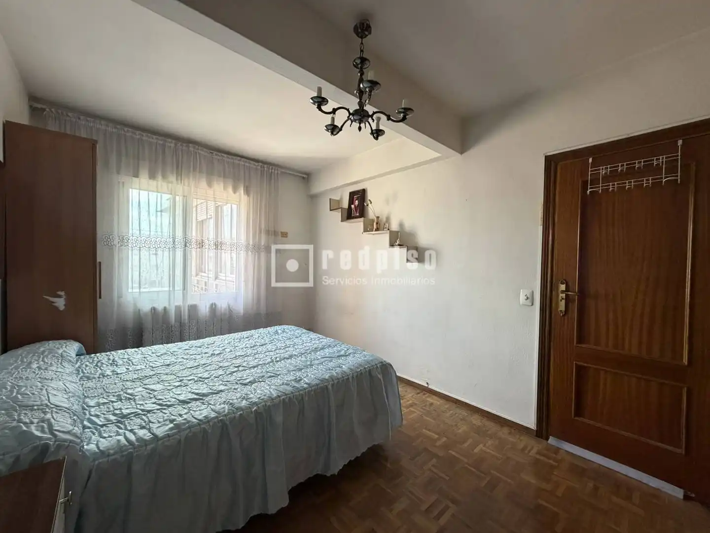 Bedroom of Flat for sale in Madrid