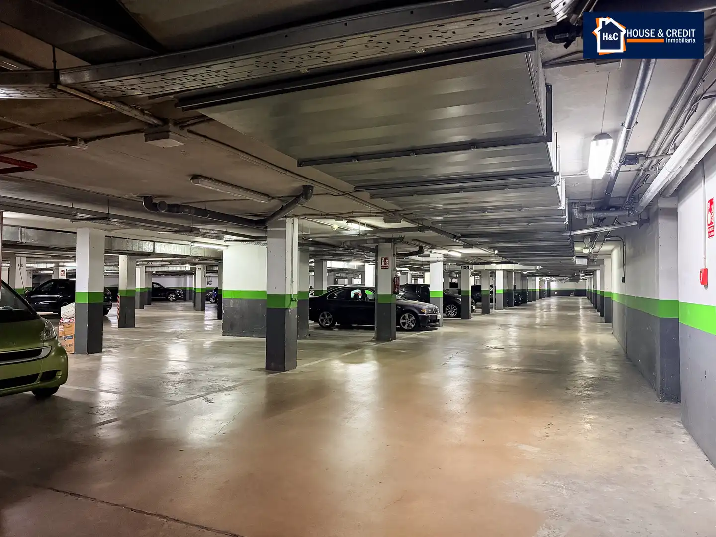 Parking of Lofts for sale in San Sebastián de los Reyes  with Air Conditioner, Heating and Community pool