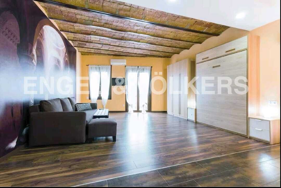Sala d'estar de Apartament de lloguer en  Barcelona Capital amb Calefacció i Moblat