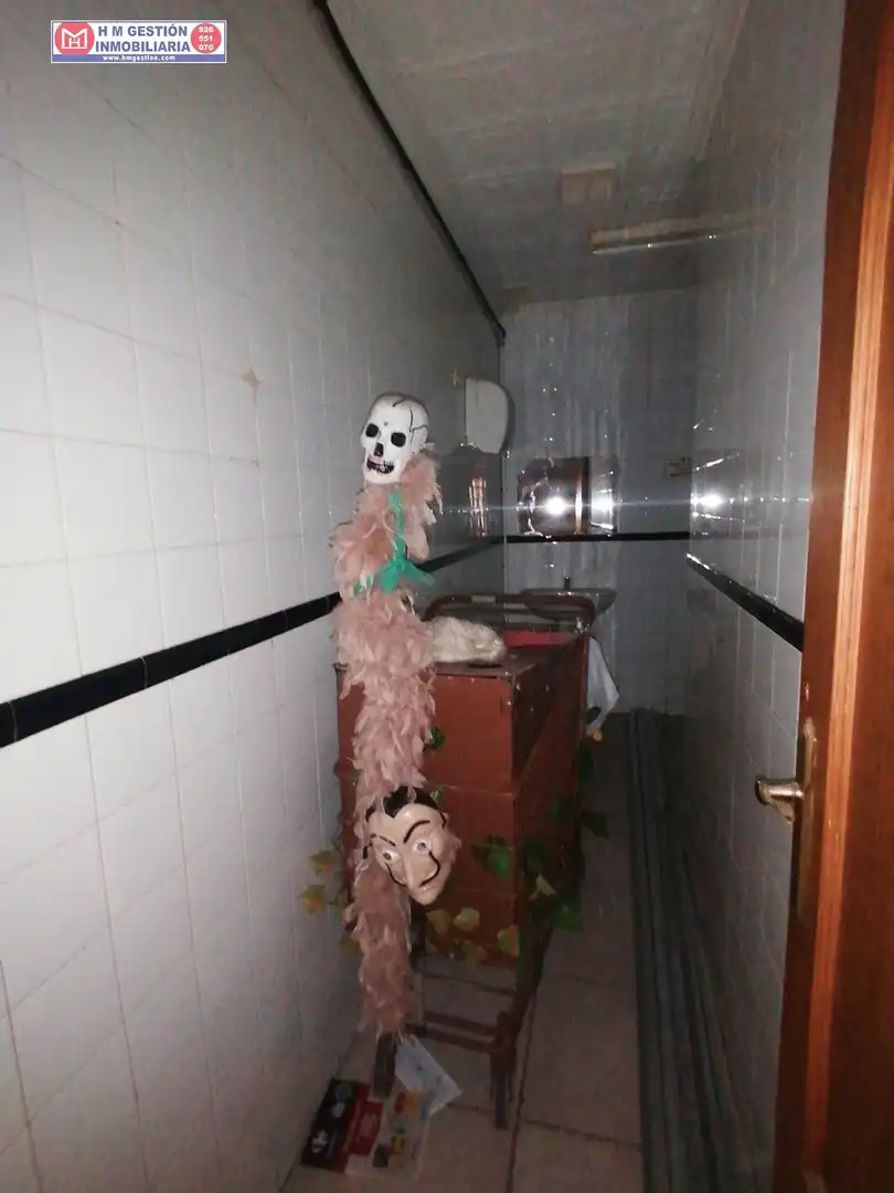 Gewerbefläche zum Verkauf in Herencia, imagen 7