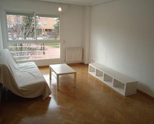 Bedroom of Flat to rent in  Madrid Capital  with Air Conditioner