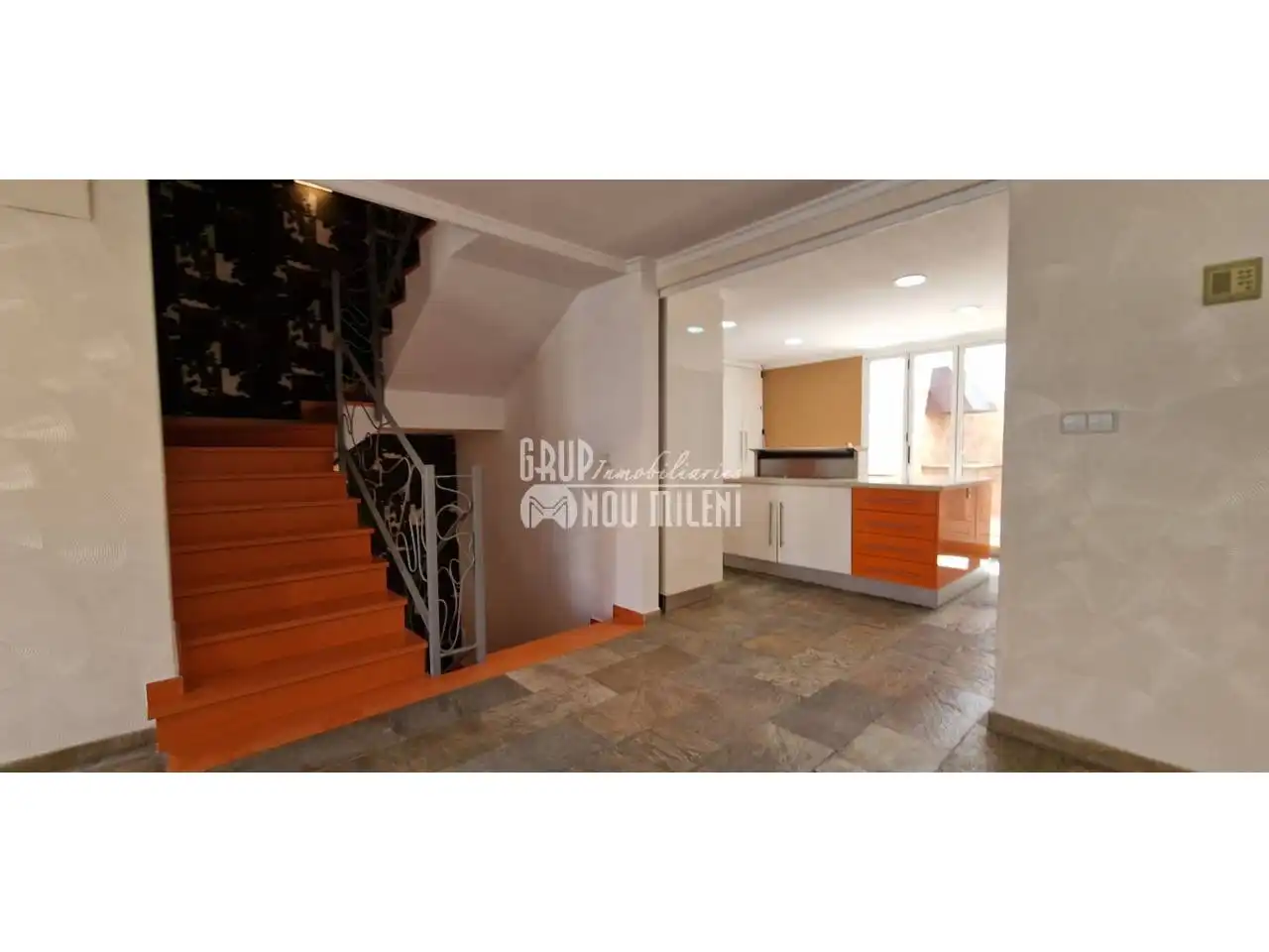 Houses for sale in Catarroja  with Air Conditioner, Heating and Terrace
