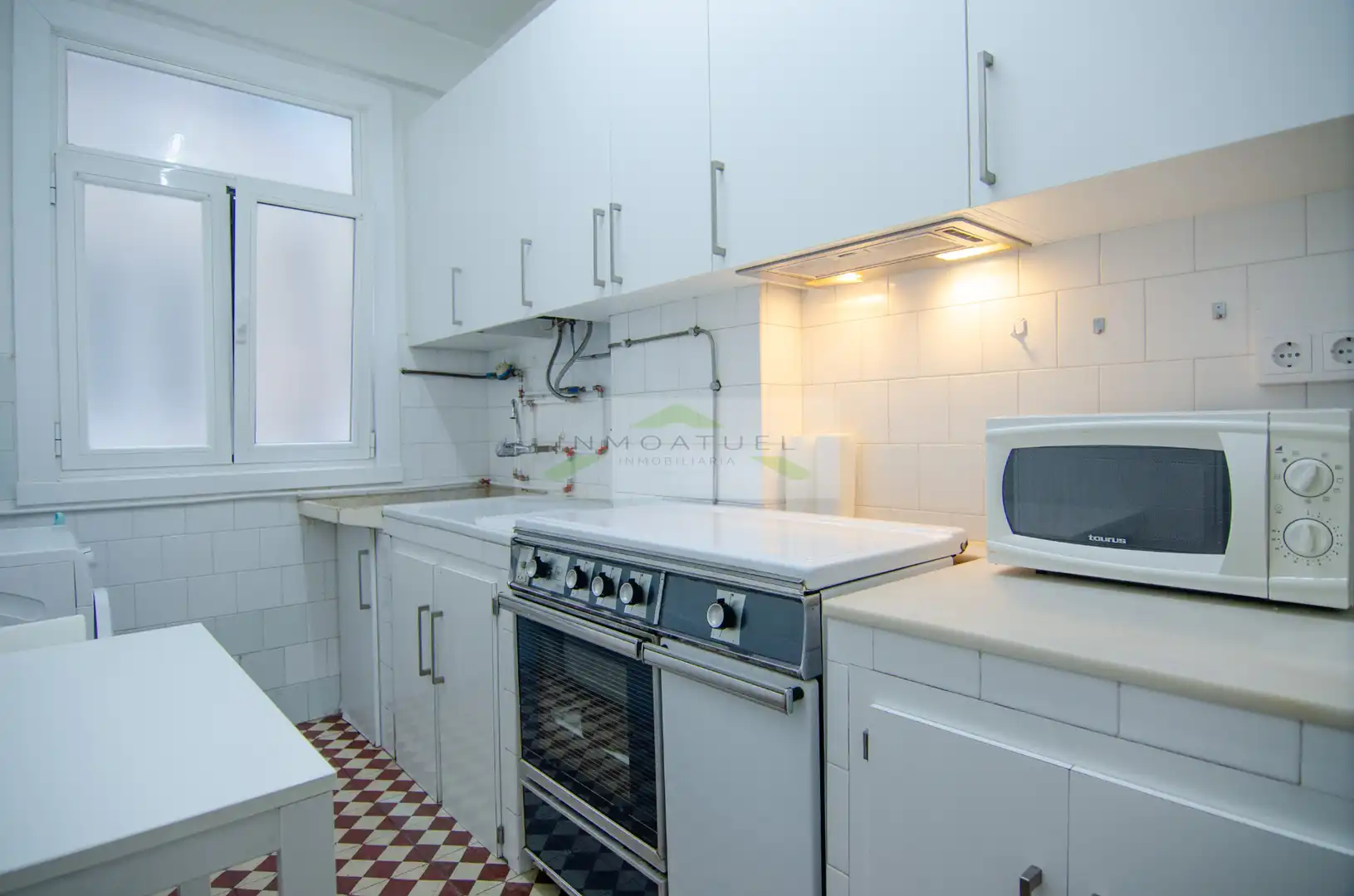 Kitchen of Flat for rent in A Coruña Capital   with Furnished, Oven and Washing machine