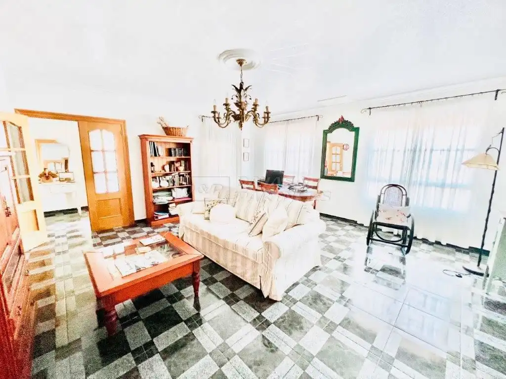 Casa amb jardí en venda a Palmeral V Bene, 22, imagen 8