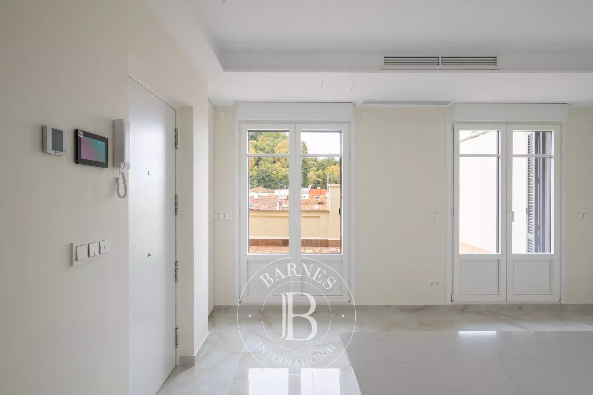 Vista exterior de Pis en venda en Donostia - San Sebastián  amb Aire condicionat, Calefacció i Terrassa