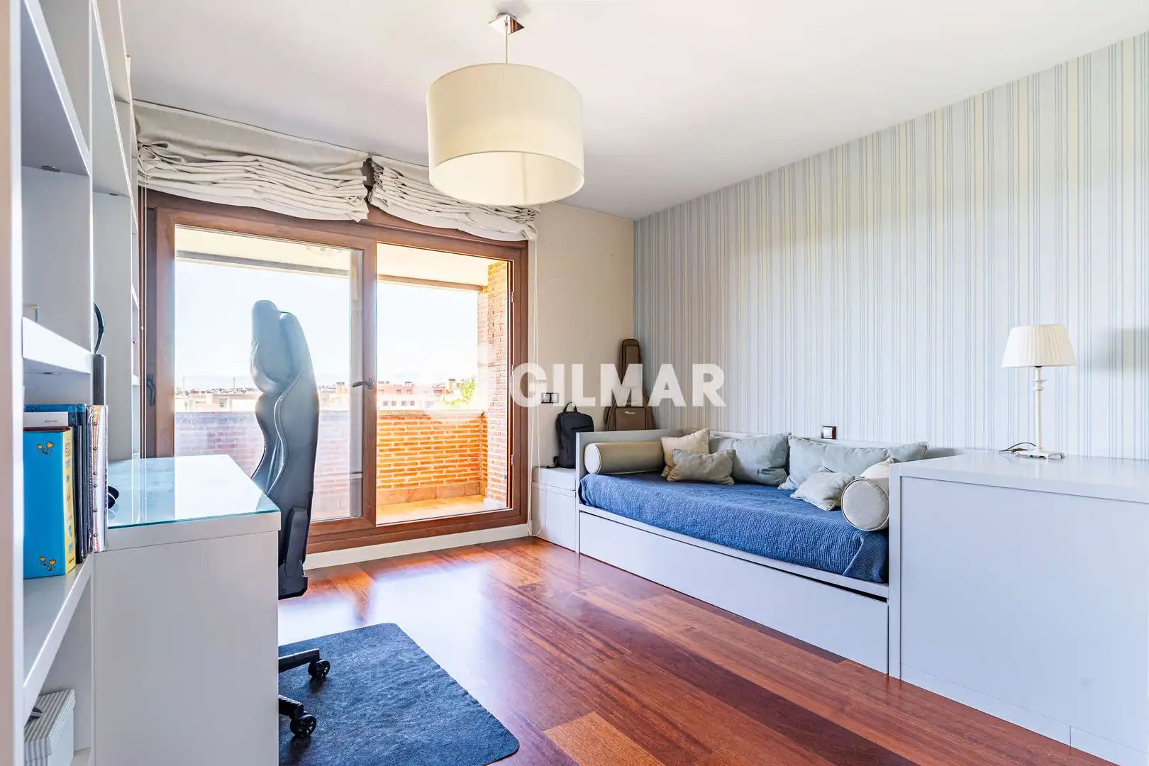 Casa aparellada amb piscina en venda a Montecillo, imagen 23