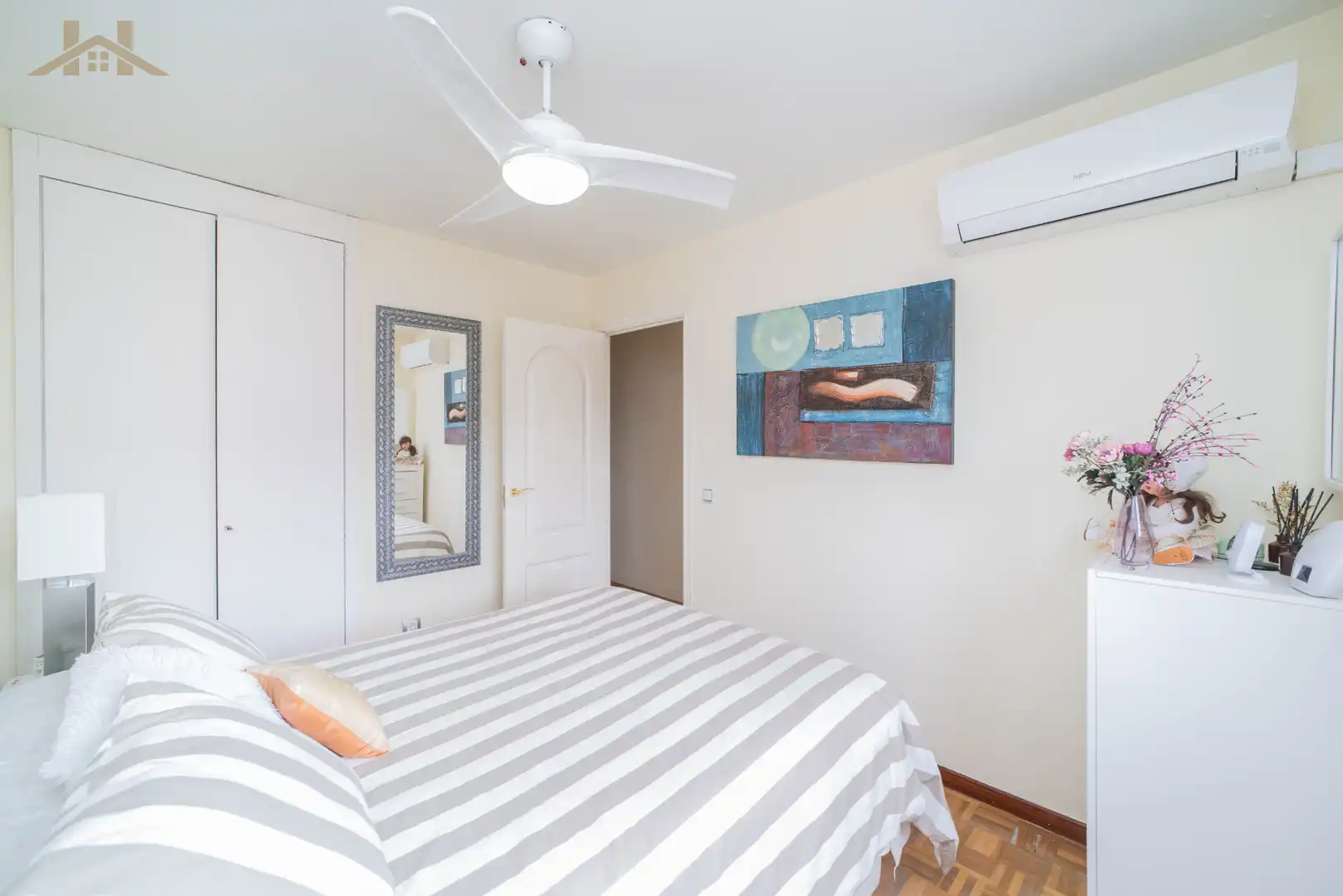 Habitación de Casa adosada en venta en Rivas-Vaciamadrid con Aire acondicionado, Calefacción y Jardín privado