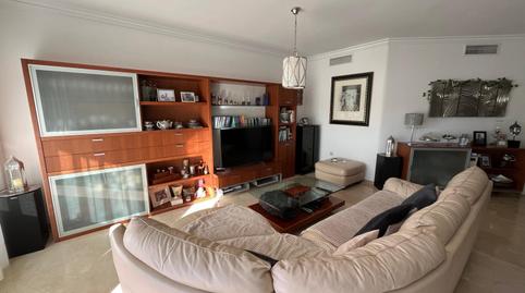 Foto 3 de Casa adosada en venda a Avenida Avenida Cantábrico, Arroyo de la Miel, Benalmádena