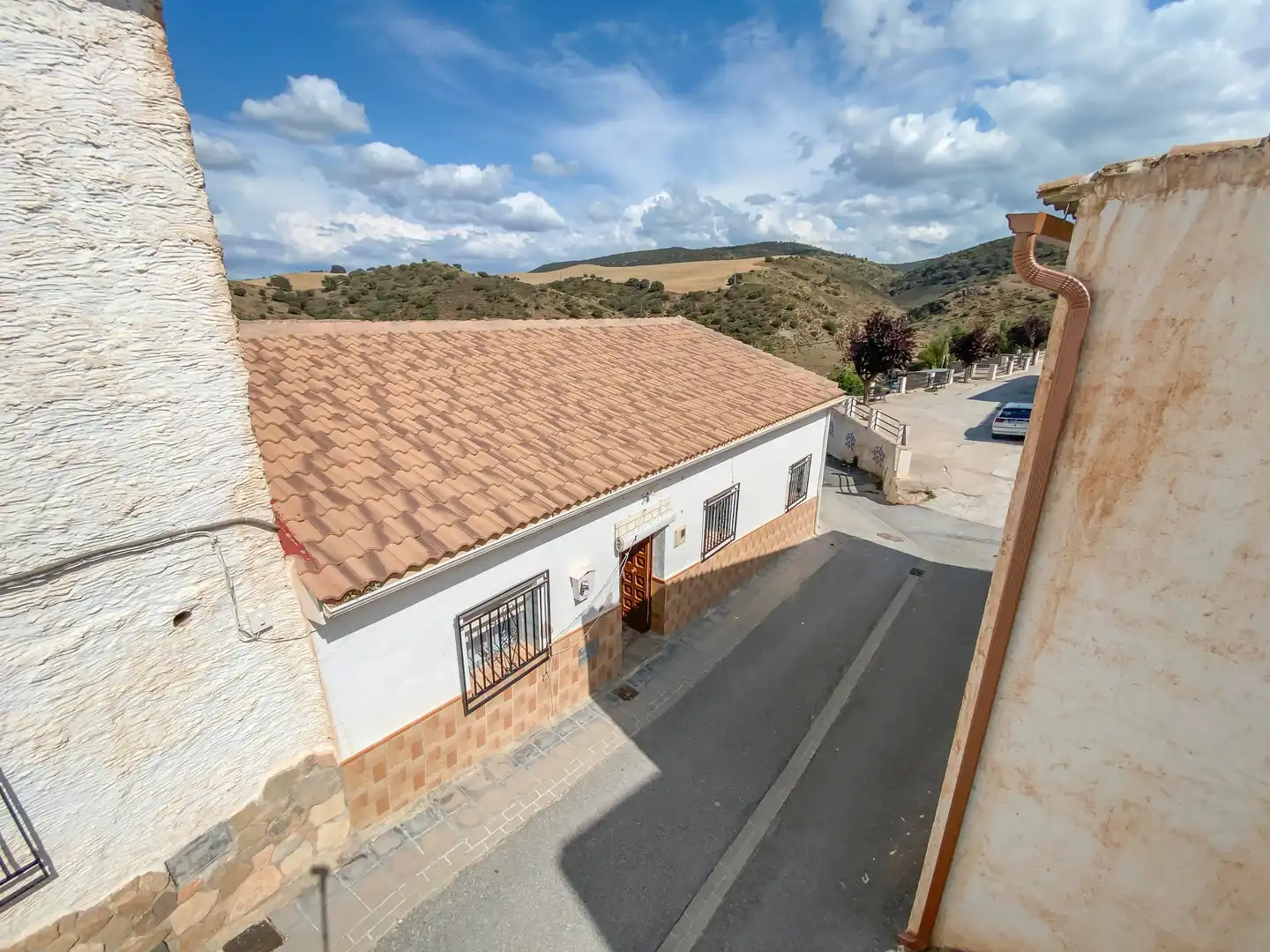 Vista exterior de Finca rústica en venta en Agrón con Calefacción, Terraza y Trastero