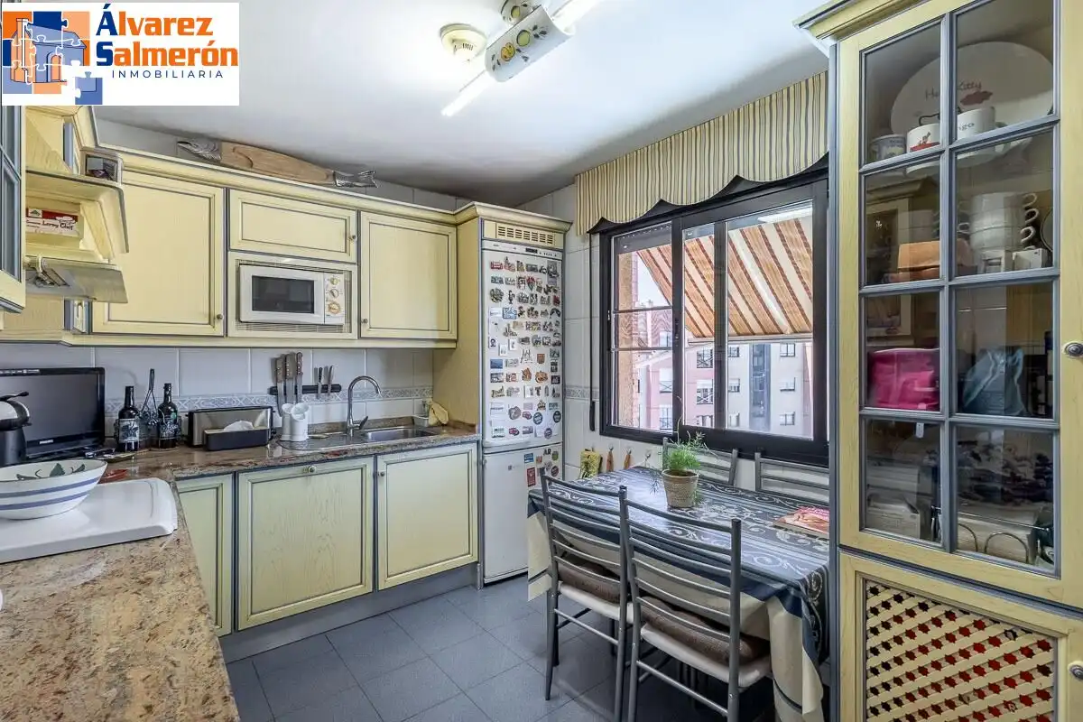 Flat with terrace for sale in Calle PDTA FERNANDO GOMEZ DE LA, imagen 12