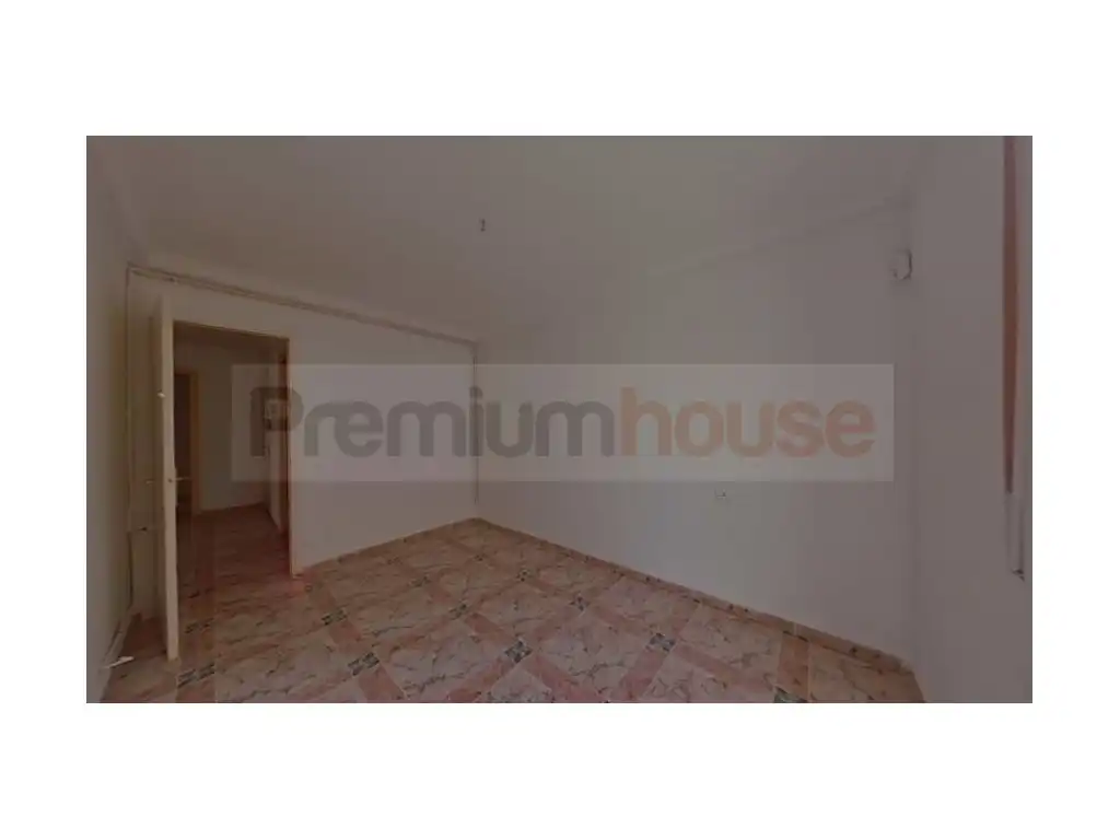 Flat for sale in L'Espluga de Francolí  with Balcony