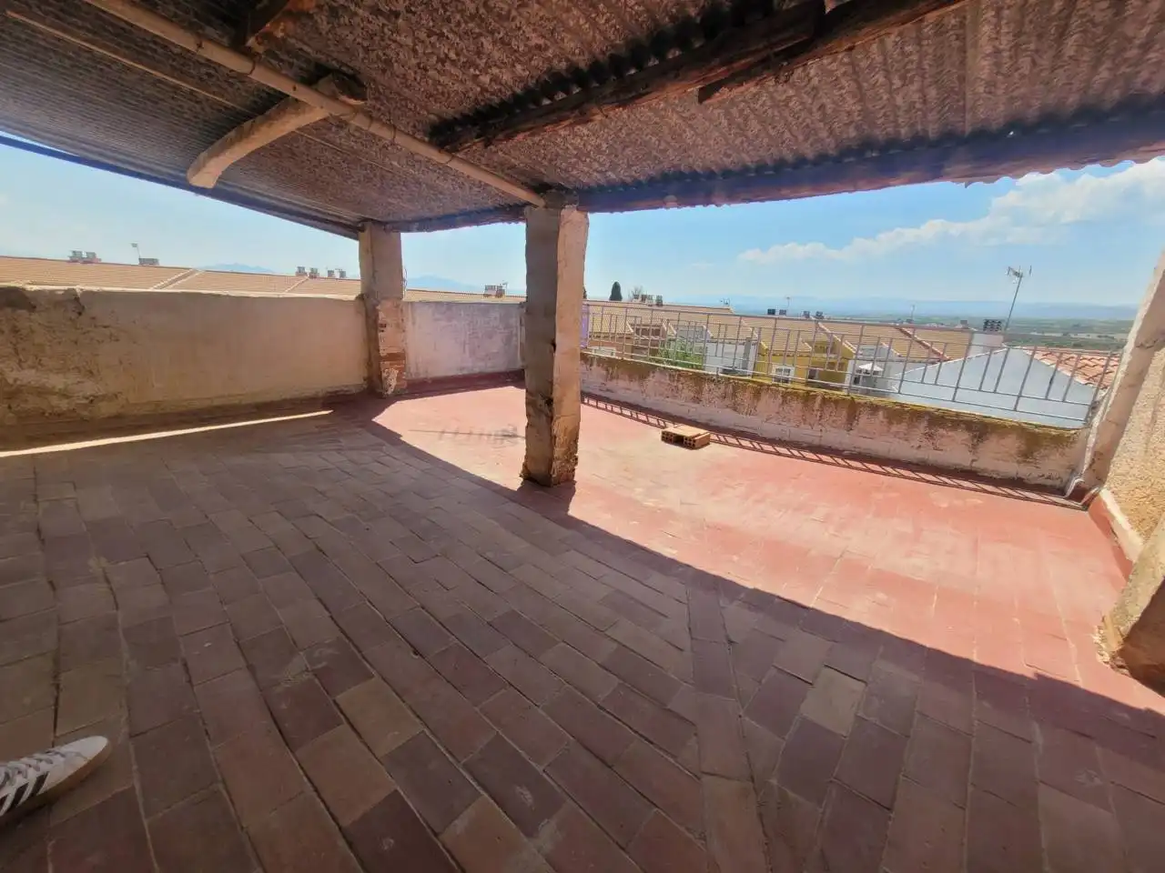Terrassa de Casa o xalet en venda en Baza amb Jardí privat, Terrassa i Moblat