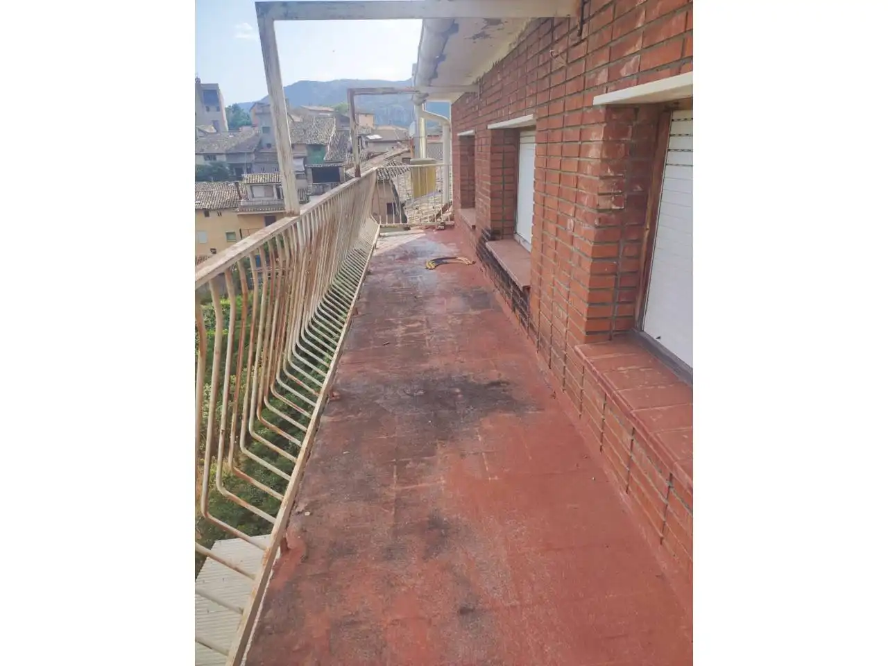 Vista exterior de Edificio en venta en Naval