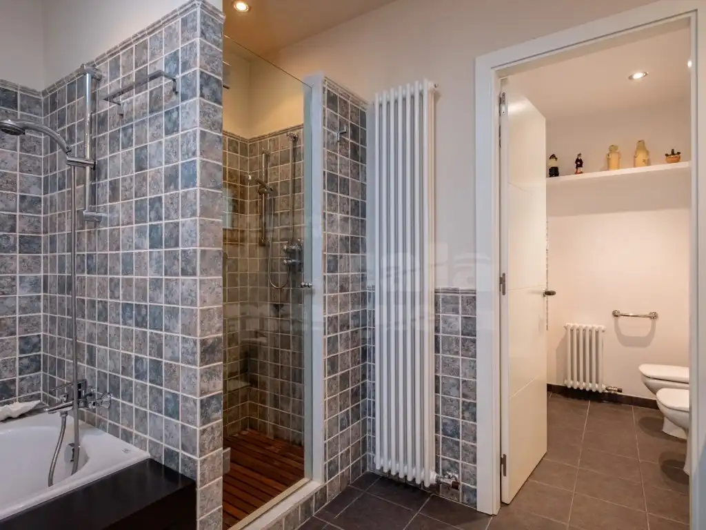 Bathroom of Houses for sale in Palafrugell