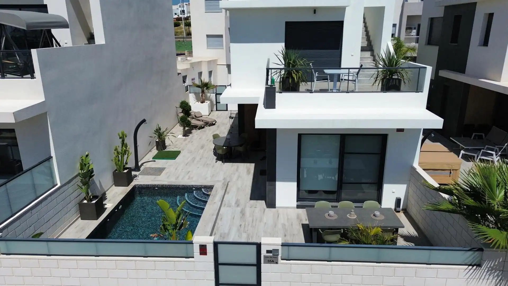Casa con piscina en venta en Benijófar, imagen 2