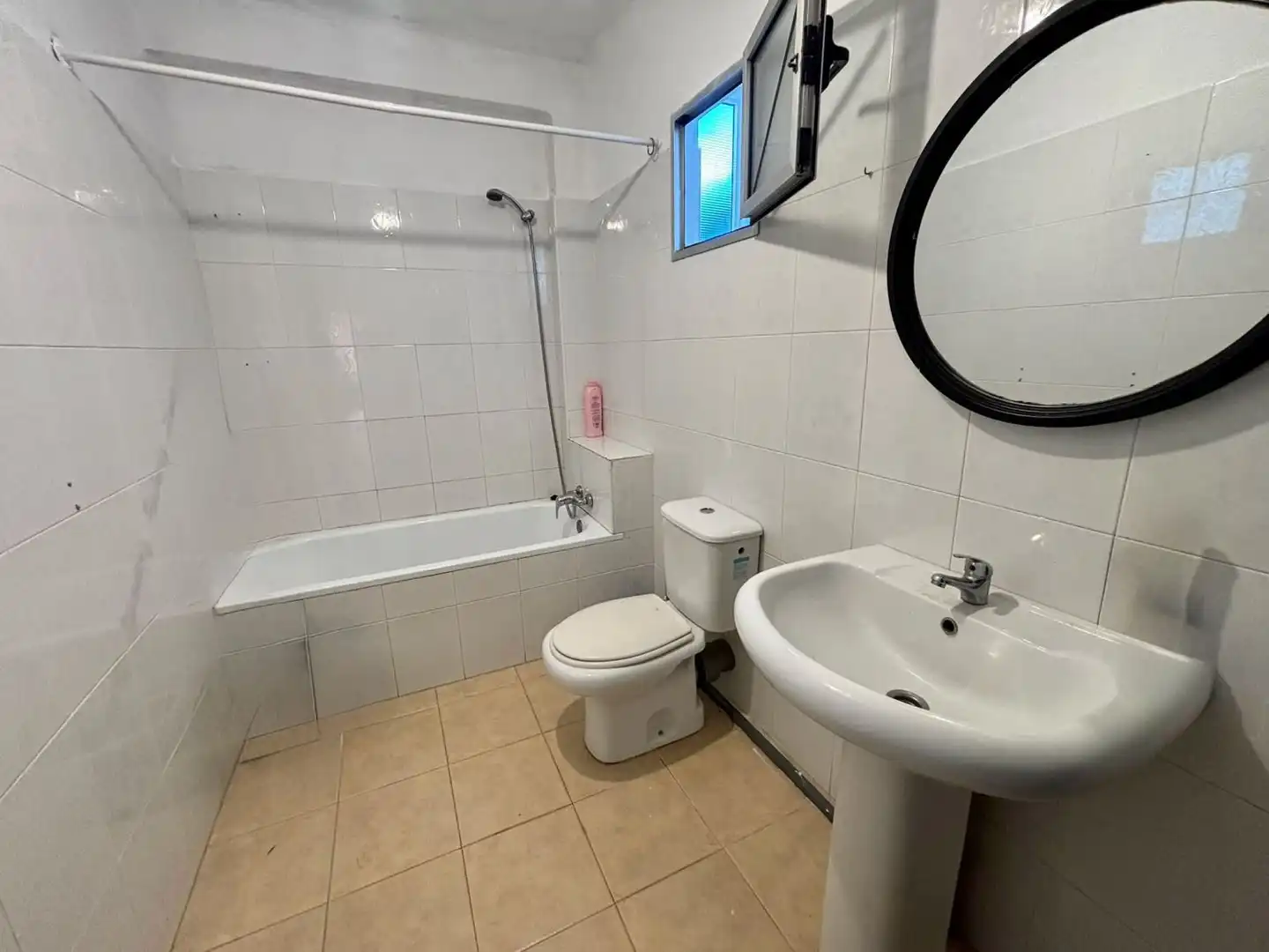 Bany de Casa o xalet en venda en Camas amb Terrassa