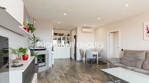 Foto 5 de Piso en venta en Plaça de Les Roses, Can Calders, Sant Feliu de Llobregat