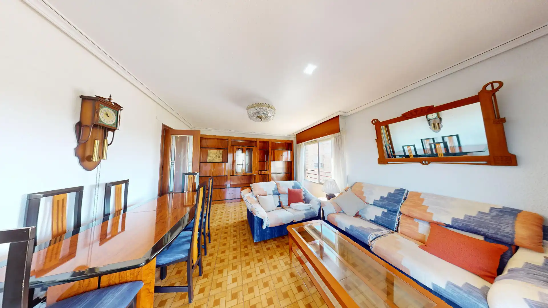Sala de estar de Piso en venta en Alicante / Alacant con Aire acondicionado, Terraza y Amueblado
