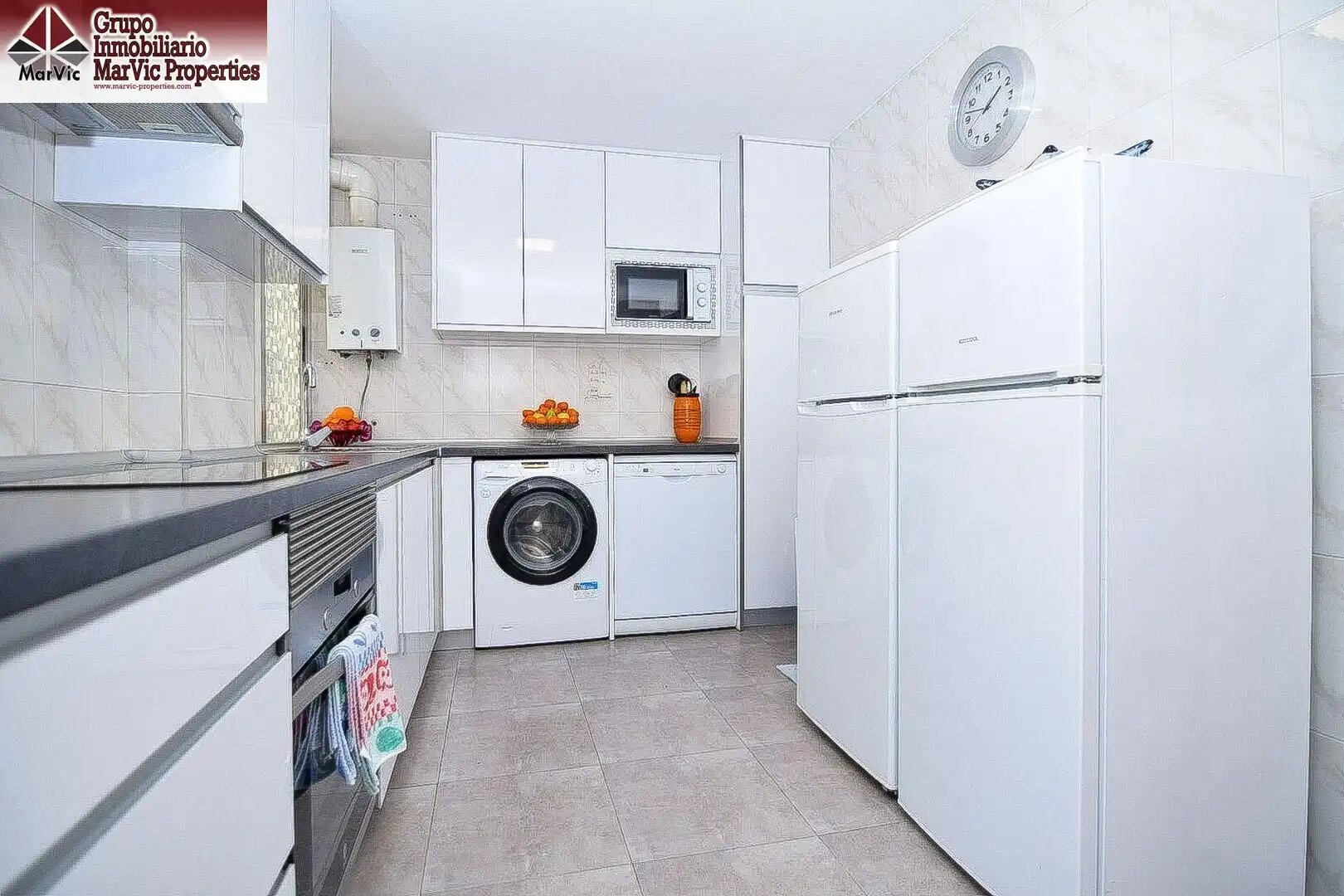 Cuina de Pis en venda en Benidorm amb Terrassa i Moblat