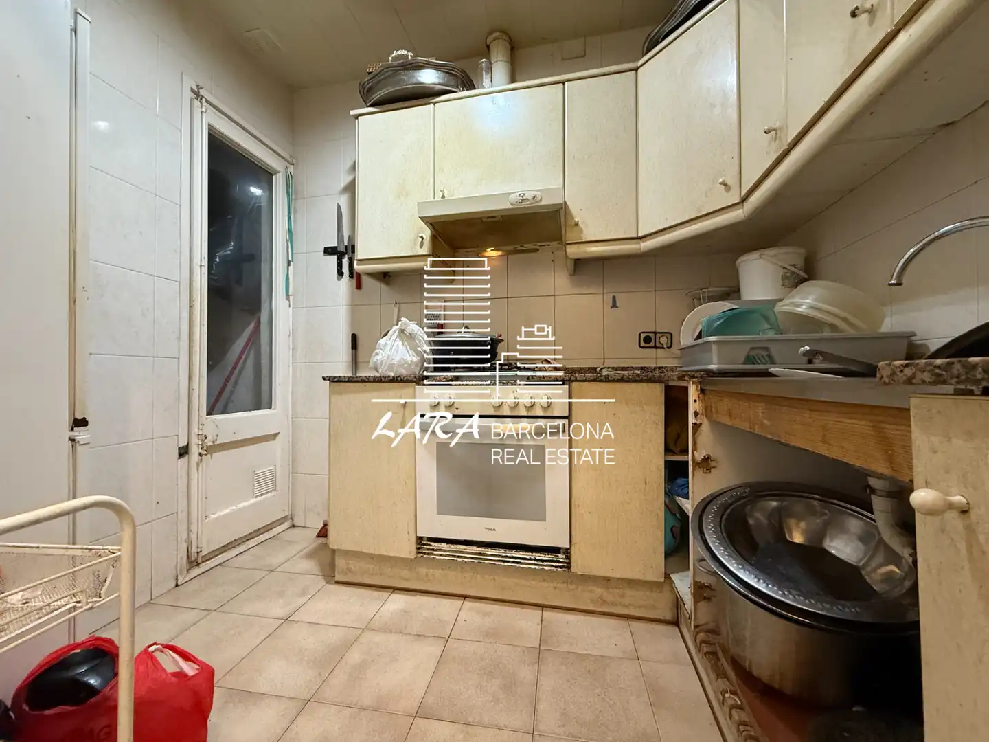 Kitchen of Flat for sale in Castelldefels  with Balcony