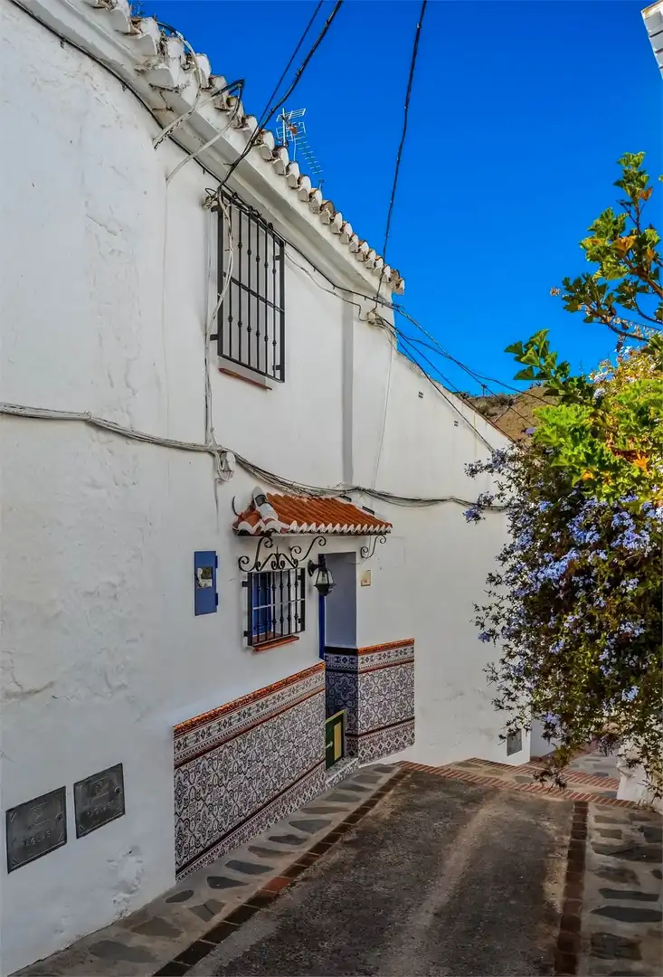 Exterior view of Country homes for sale in Arenas
