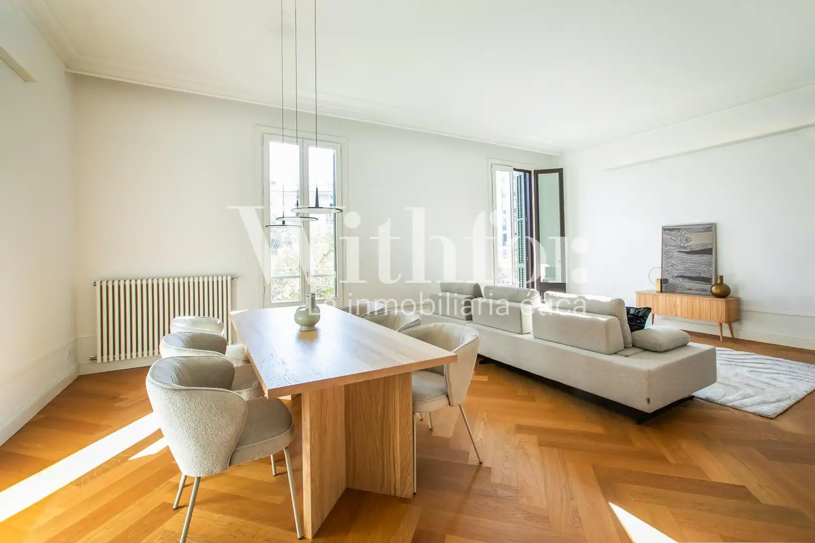 Flat for rent in Calle de Girona, Dreta de l'Eixample