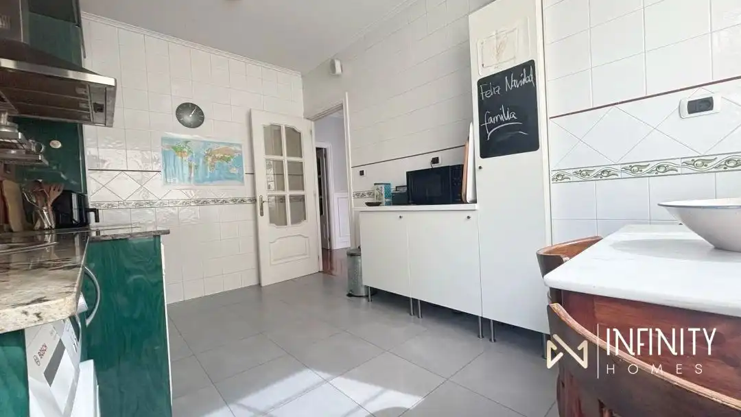 Kitchen of Flat for rent in Bilbao   with Heating, Terrace and Balcony