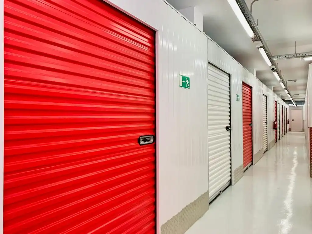 Storage room for rent in Sant Adrià de Besòs  with Alarm