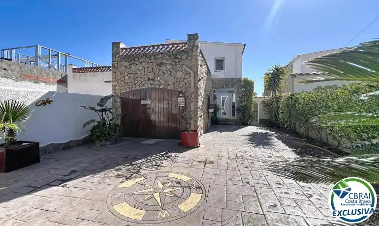 Casa con piscina en venta en Carrer Llobregat, imagen 42