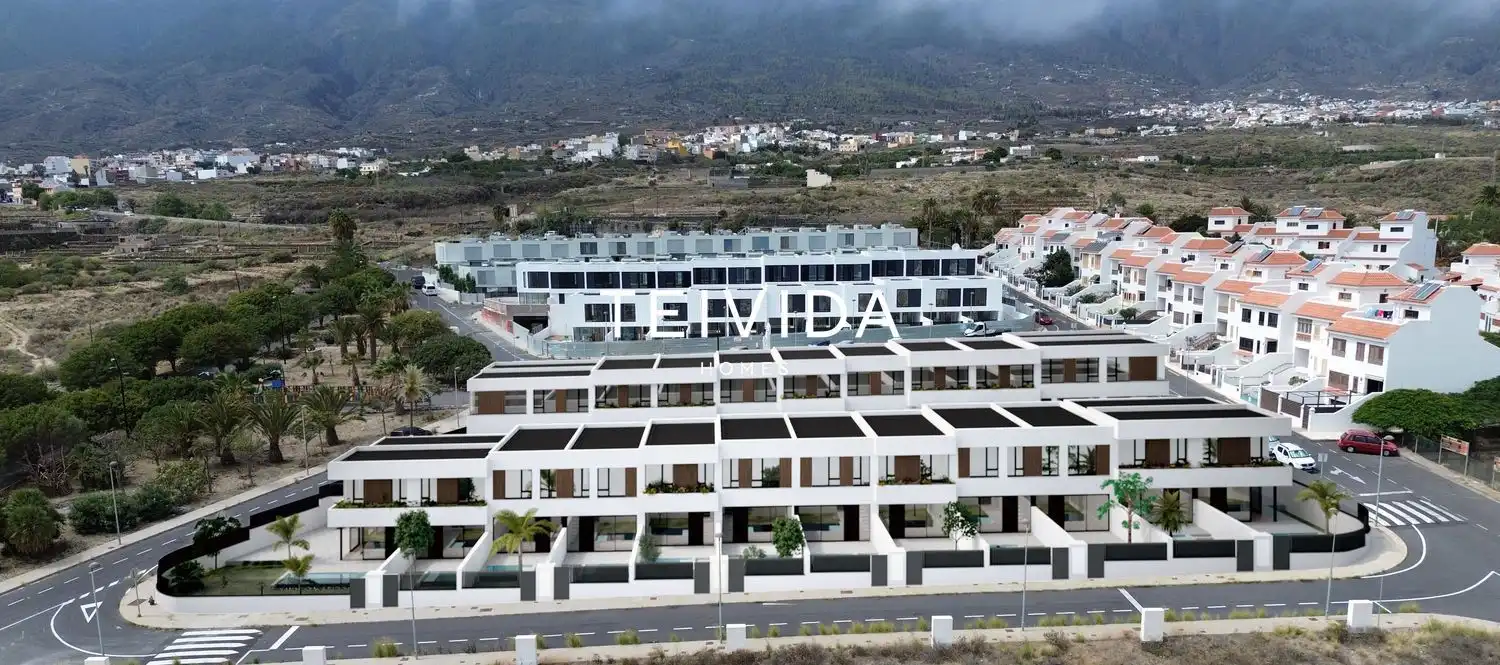 Adossat amb piscina en venda a Calle La Amistad, imagen 21