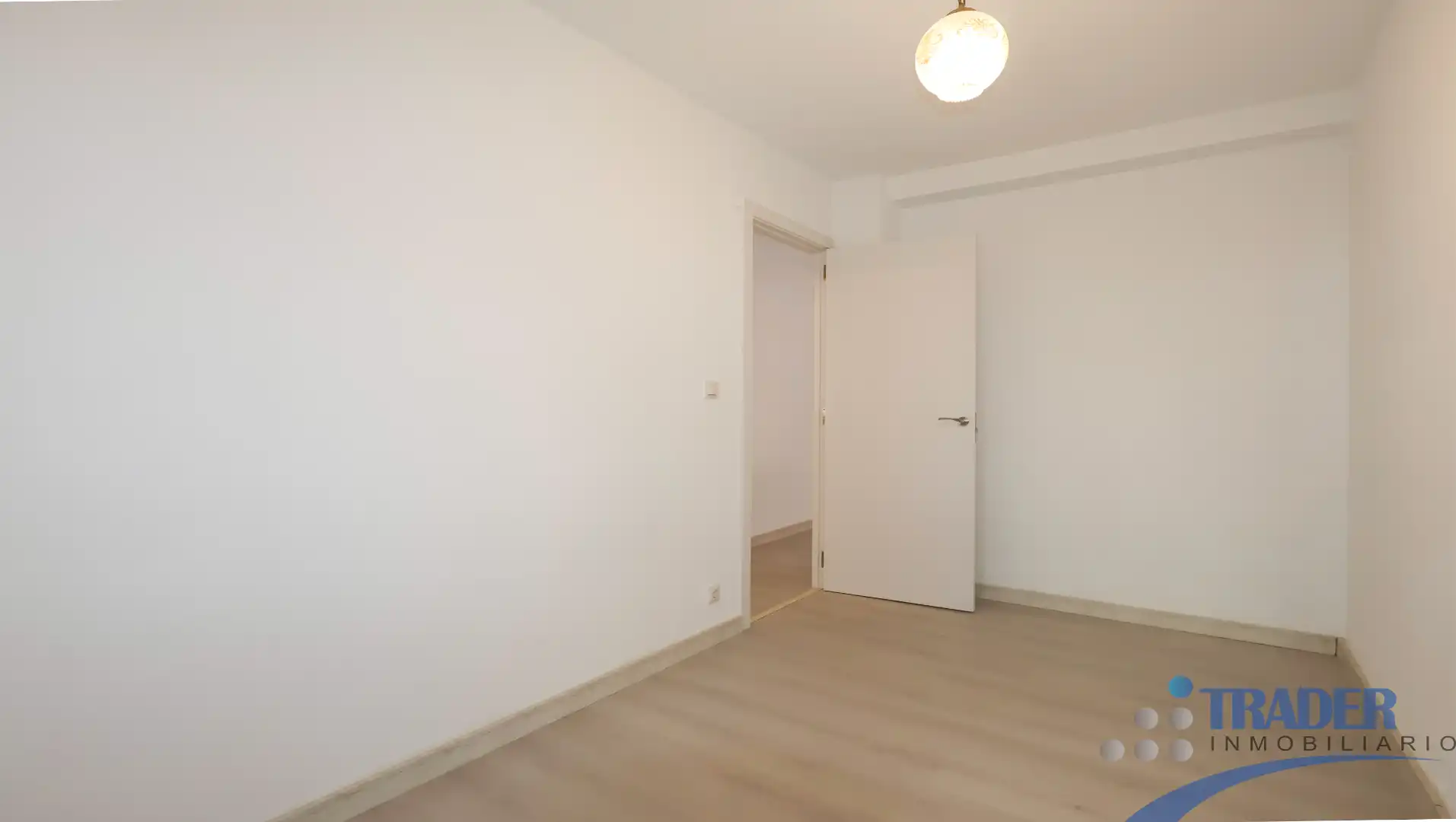 Bedroom of Flat for sale in Fuenlabrada  with Storage room