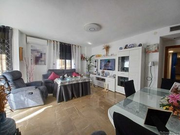 Piso con balcón en venta en Rafael Perez del Alamo