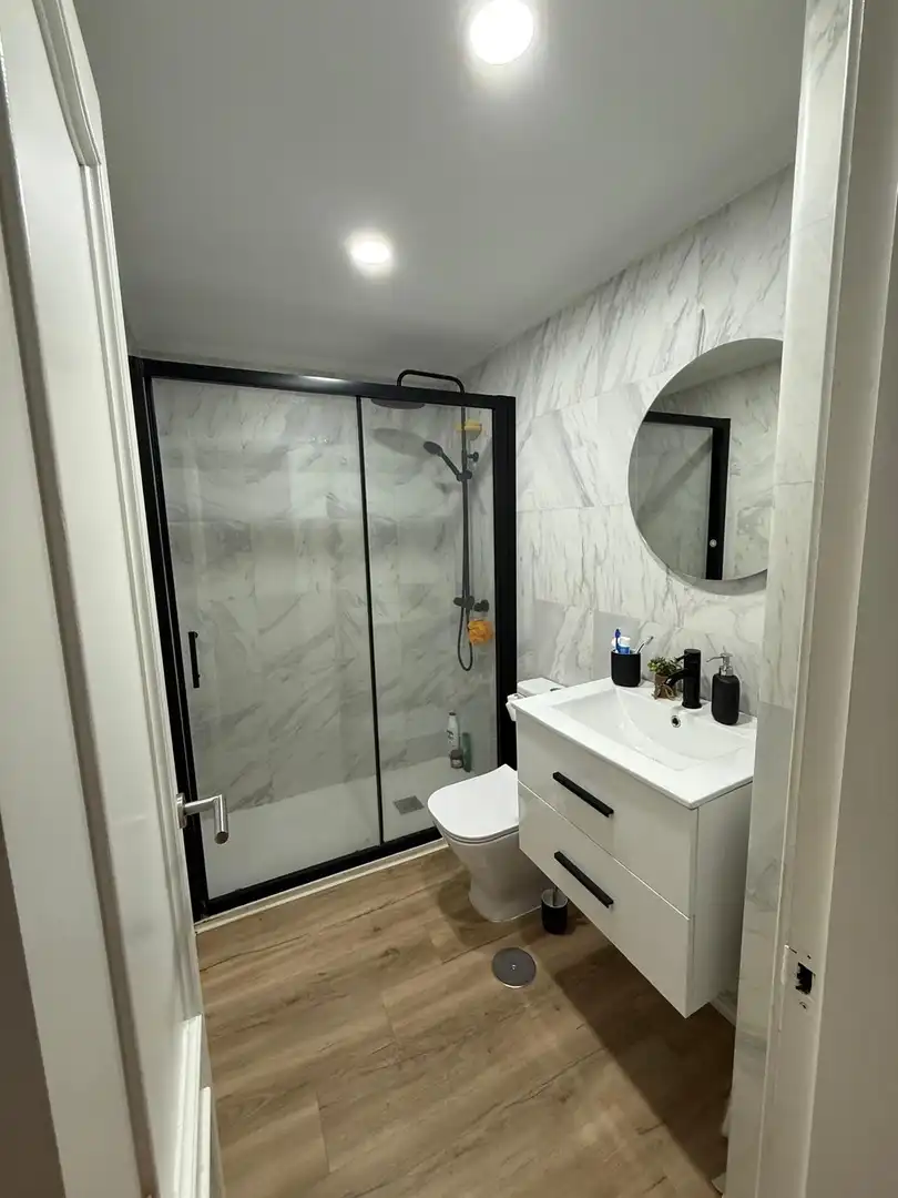 Bathroom of Apartments for sale in Mijas
